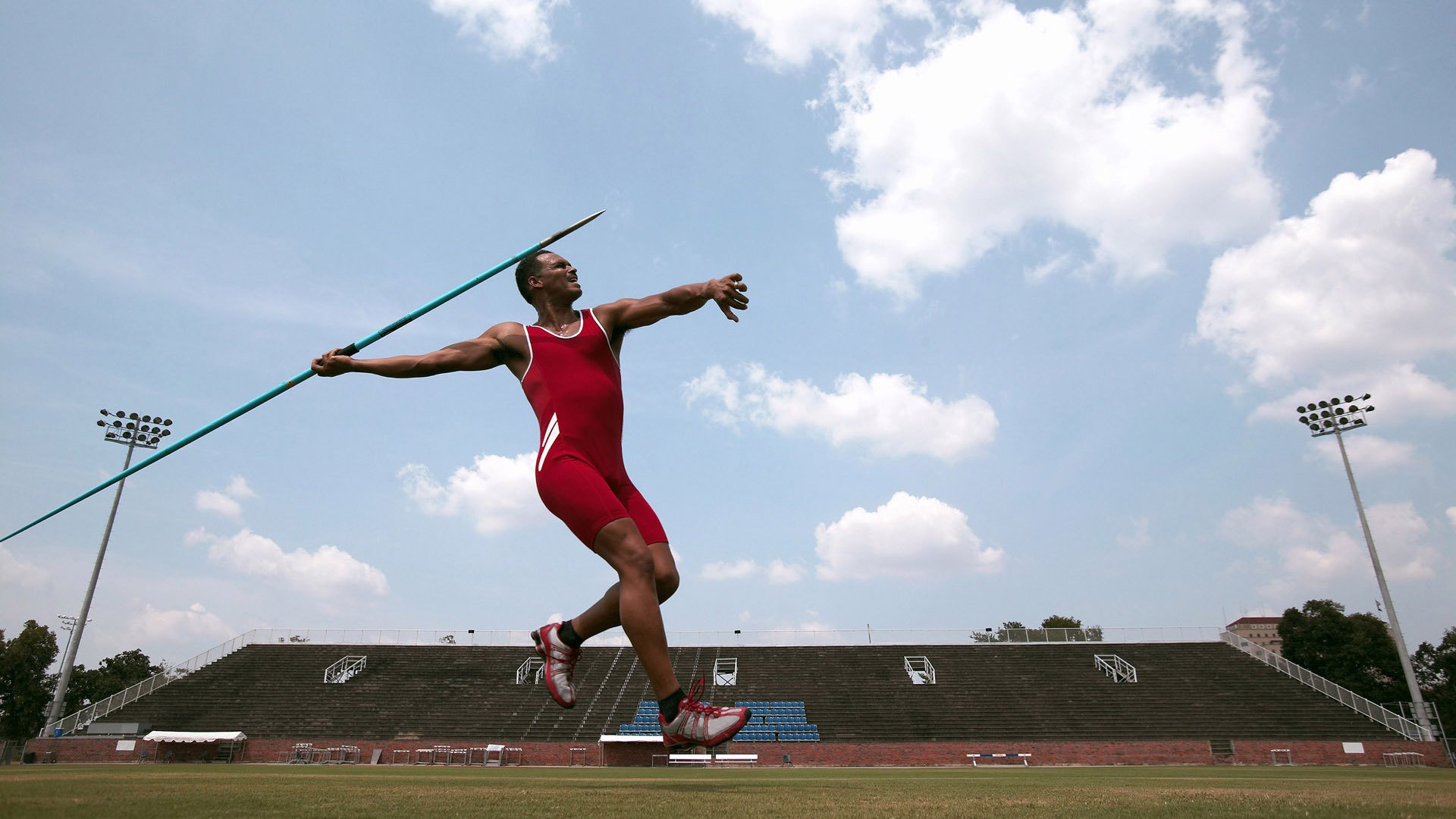 东决关键战之夜,布伦森压力下完成爆发
