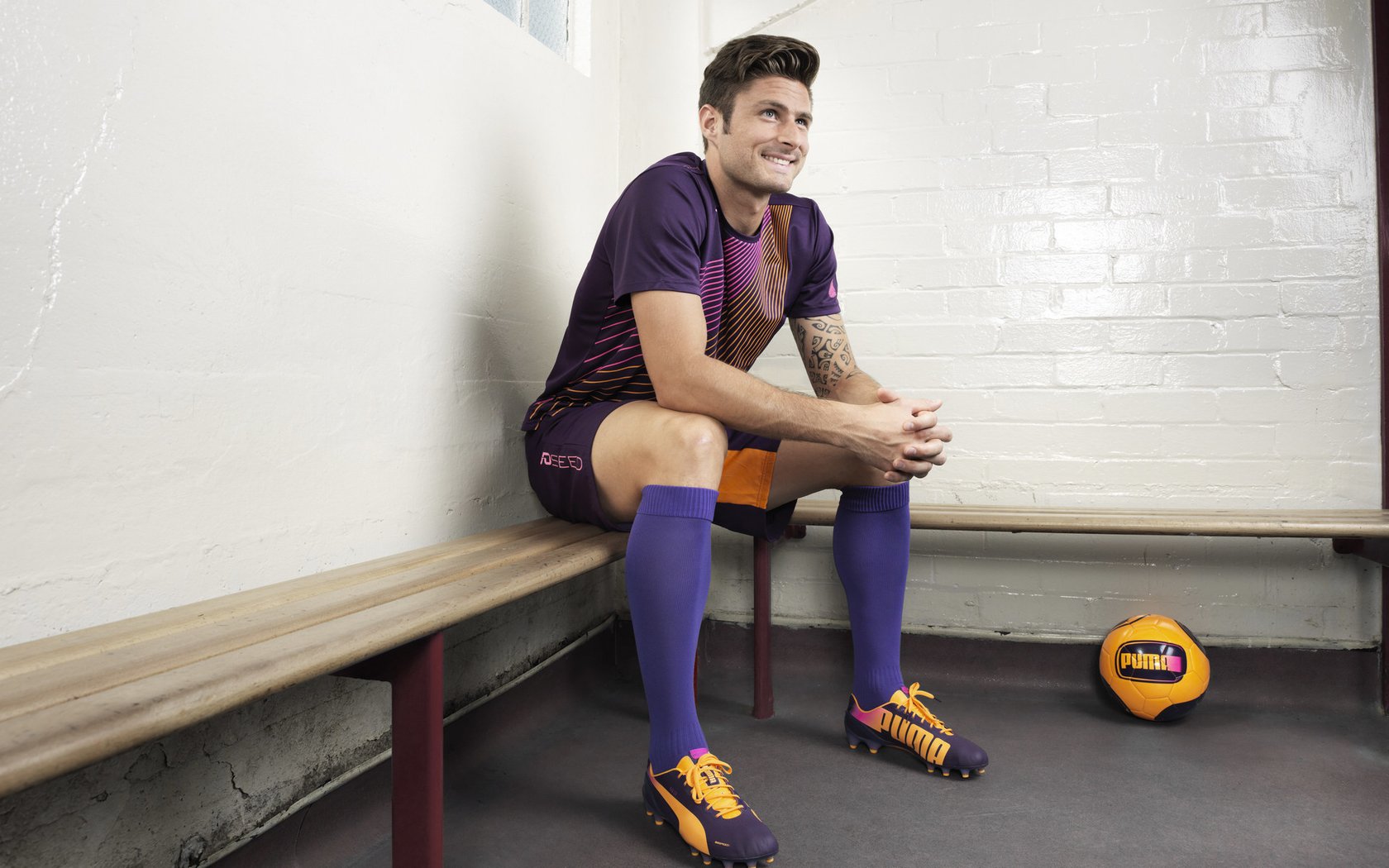 劳塔罗爆发,秘鲁淘汰赛过关葡萄牙,南美足球的坚韧与新生